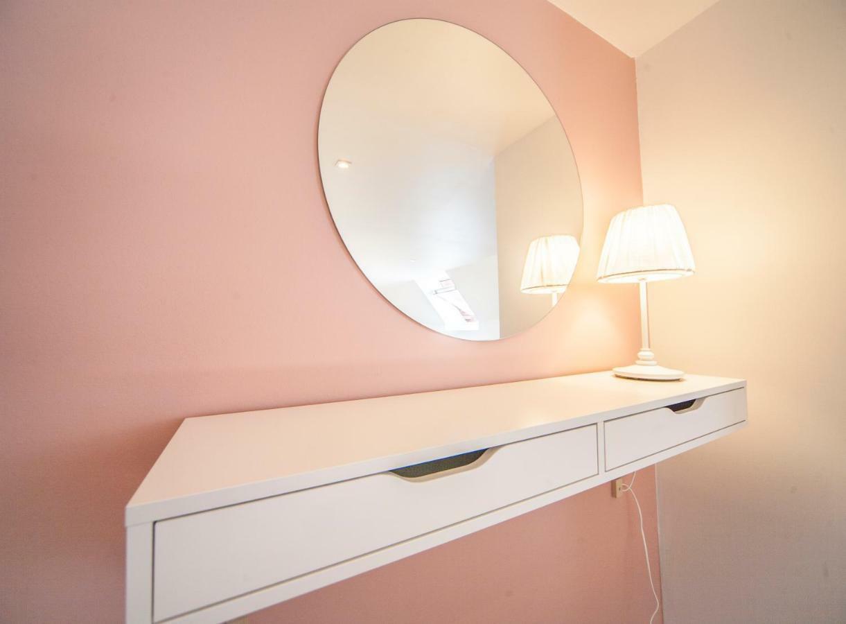2 Level Apartments In Old Town Riga Ngoại thất bức ảnh
