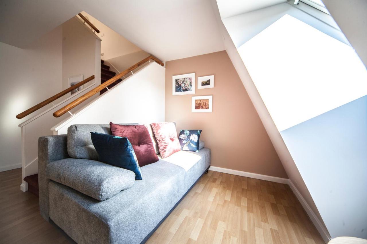 2 Level Apartments In Old Town Riga Ngoại thất bức ảnh